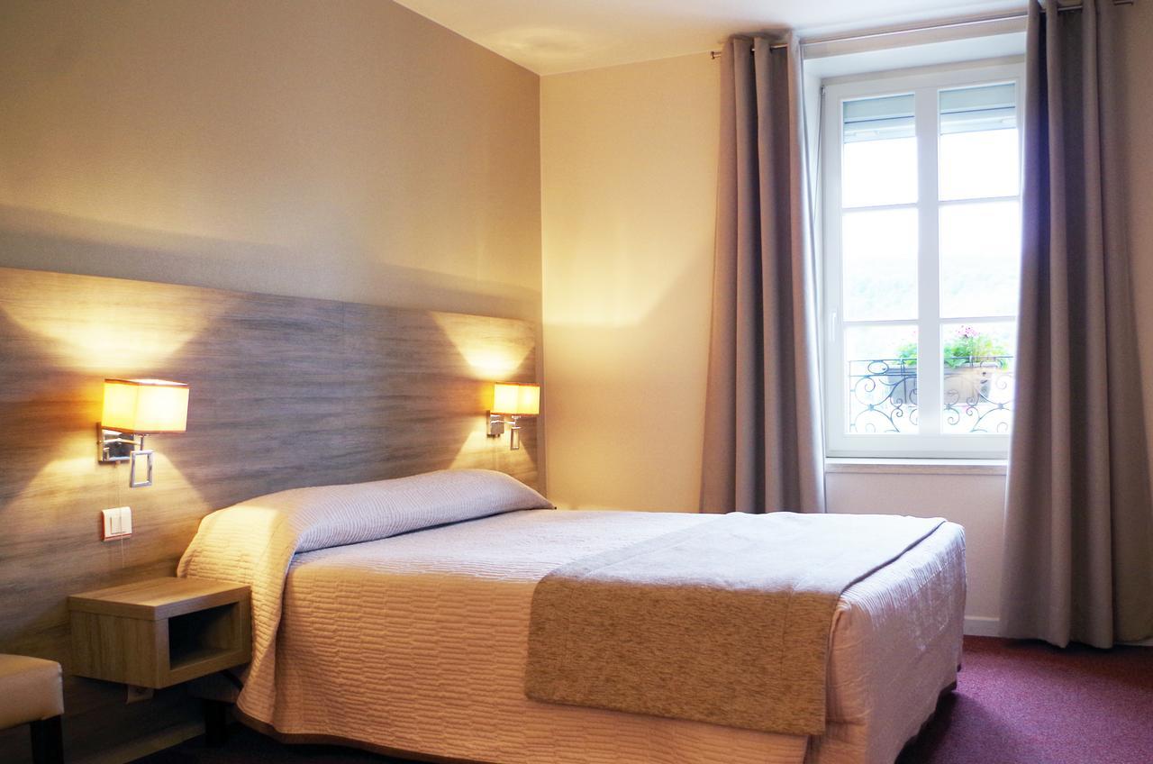Hotel Le Roosevelt Givet Exterior foto